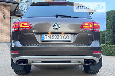 Внедорожник / Кроссовер Volkswagen Touareg 2012 в Сумах
