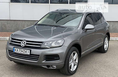 Внедорожник / Кроссовер Volkswagen Touareg 2011 в Белой Церкви