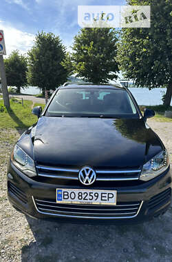 Внедорожник / Кроссовер Volkswagen Touareg 2010 в Тернополе