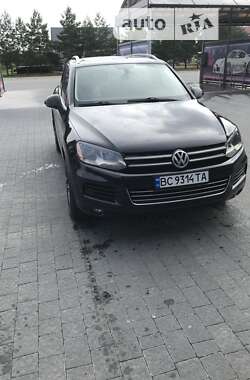 Внедорожник / Кроссовер Volkswagen Touareg 2012 в Самборе