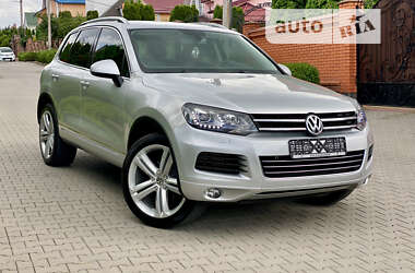 Внедорожник / Кроссовер Volkswagen Touareg 2010 в Хмельницком