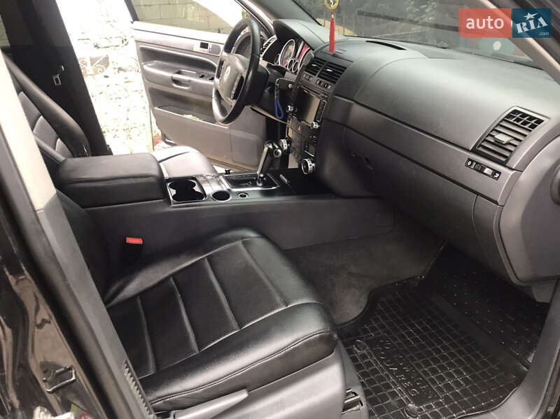 Позашляховик / Кросовер Volkswagen Touareg 2008 в Первомайську