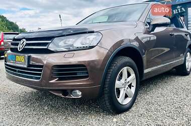 Внедорожник / Кроссовер Volkswagen Touareg 2012 в Иршаве