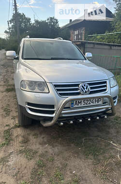 Внедорожник / Кроссовер Volkswagen Touareg 2005 в Сумах