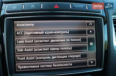 Внедорожник / Кроссовер Volkswagen Touareg 2014 в Черкассах