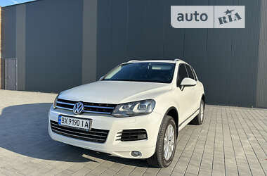 Позашляховик / Кросовер Volkswagen Touareg 2012 в Хмельницькому