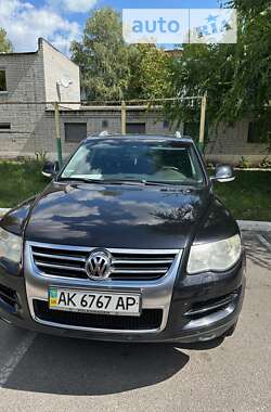 Позашляховик / Кросовер Volkswagen Touareg 2007 в Чернігові