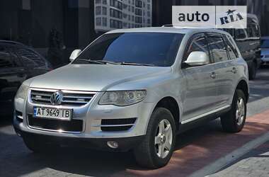 Внедорожник / Кроссовер Volkswagen Touareg 2008 в Львове