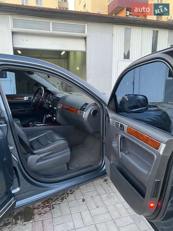 Позашляховик / Кросовер Volkswagen Touareg 2006 в Кам'янець-Подільському фото 8 Позашляховик / Кросовер Volkswagen Touareg 2006 в Кам'янець-Подільському