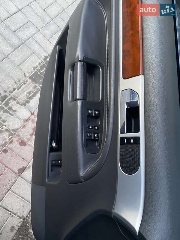 Позашляховик / Кросовер Volkswagen Touareg 2006 в Кам'янець-Подільському фото 15 Позашляховик / Кросовер Volkswagen Touareg 2006 в Кам'янець-Подільському