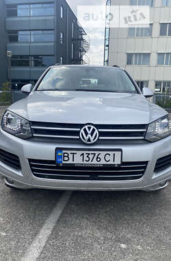 Позашляховик / Кросовер Volkswagen Touareg 2012 в Луцьку