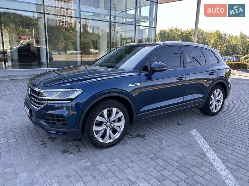 Внедорожник / Кроссовер Volkswagen Touareg 2018 в Днепре фото 3 Внедорожник / Кроссовер Volkswagen Touareg 2018 в Днепре