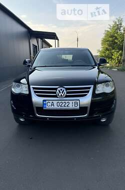 Позашляховик / Кросовер Volkswagen Touareg 2007 в Золотоноші