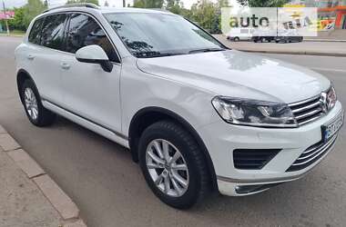 Внедорожник / Кроссовер Volkswagen Touareg 2017 в Кривом Роге