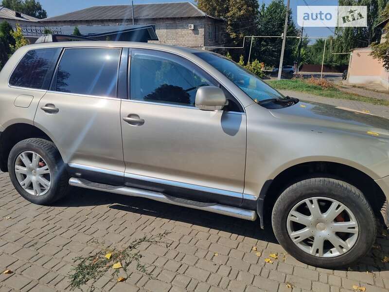 Позашляховик / Кросовер Volkswagen Touareg 2006 в Коломиї