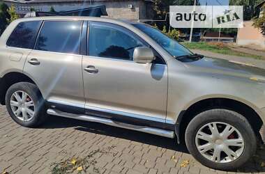 Позашляховик / Кросовер Volkswagen Touareg 2006 в 