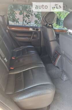 Позашляховик / Кросовер Volkswagen Touareg 2006 в 