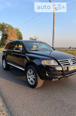 Внедорожник / Кроссовер Volkswagen Touareg 2004 в Луцке