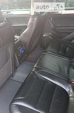 Внедорожник / Кроссовер Volkswagen Touareg 2011 в 