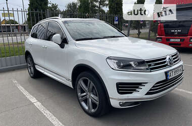 Внедорожник / Кроссовер Volkswagen Touareg 2016 в Полтаве