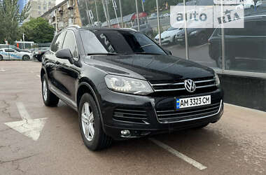 Внедорожник / Кроссовер Volkswagen Touareg 2010 в Киеве