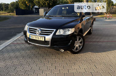 Внедорожник / Кроссовер Volkswagen Touareg 2005 в Малине