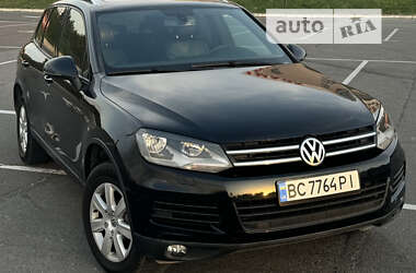 Внедорожник / Кроссовер Volkswagen Touareg 2011 в Львове