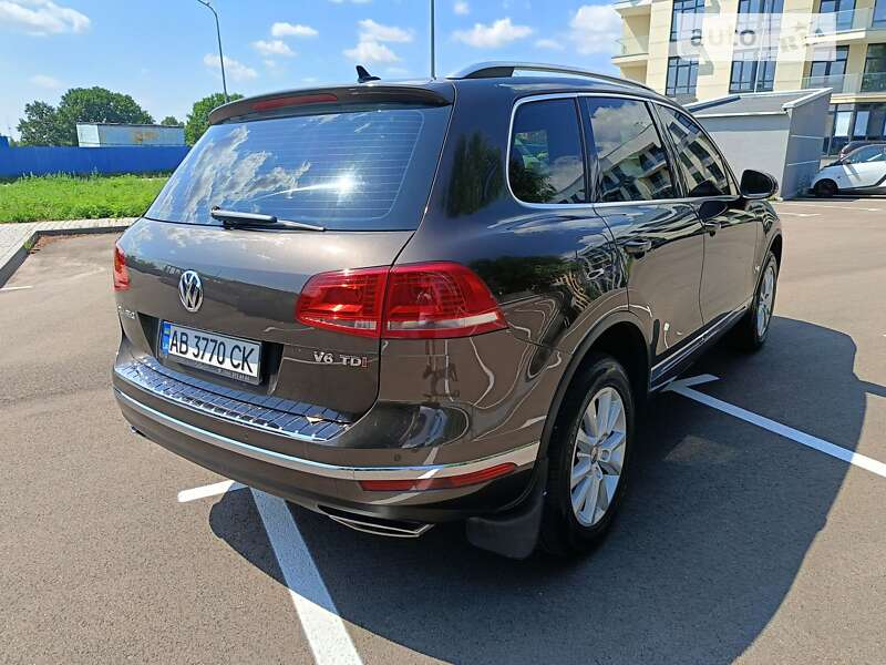 Внедорожник / Кроссовер Volkswagen Touareg 2017 в Киеве