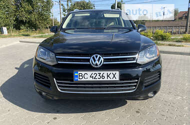 Позашляховик / Кросовер Volkswagen Touareg 2010 в Львові