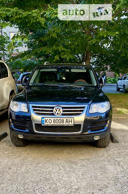 Внедорожник / Кроссовер Volkswagen Touareg 2007 в Ужгороде