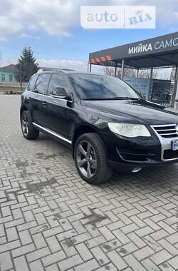 Позашляховик / Кросовер Volkswagen Touareg 2009 в Смілі