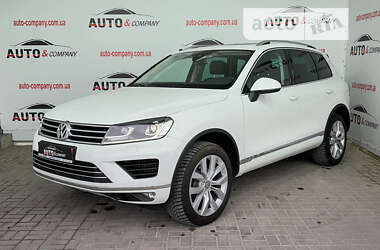 Позашляховик / Кросовер Volkswagen Touareg 2015 в Львові