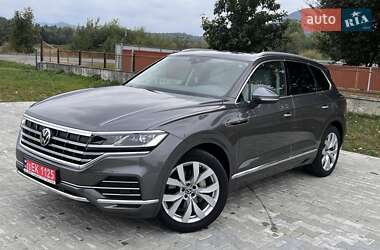 Внедорожник / Кроссовер Volkswagen Touareg 2021 в Черновцах