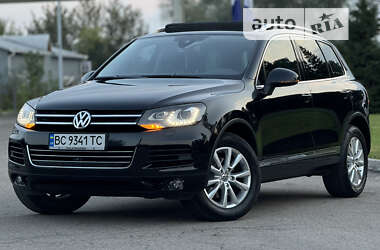 Позашляховик / Кросовер Volkswagen Touareg 2010 в Самборі