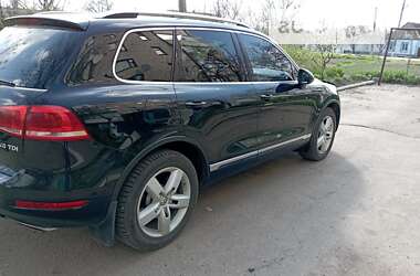 Внедорожник / Кроссовер Volkswagen Touareg 2010 в Еланце