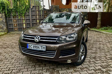 Внедорожник / Кроссовер Volkswagen Touareg 2011 в Новояворовске