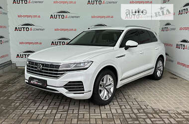 Позашляховик / Кросовер Volkswagen Touareg 2020 в Львові