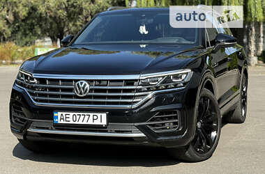 Внедорожник / Кроссовер Volkswagen Touareg 2019 в Днепре