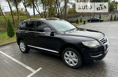 Позашляховик / Кросовер Volkswagen Touareg 2008 в Хмельницькому