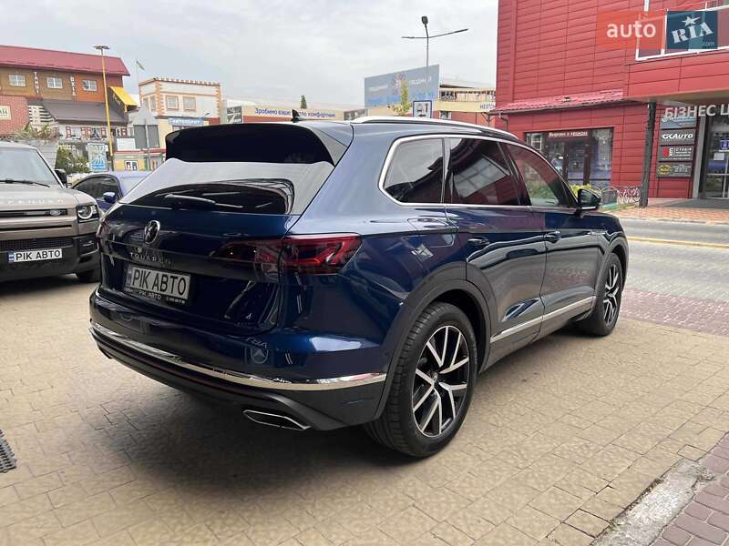 Позашляховик / Кросовер Volkswagen Touareg 2020 в Львові