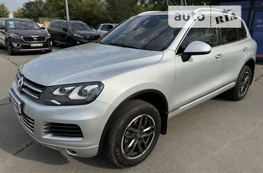 Внедорожник / Кроссовер Volkswagen Touareg 2010 в Днепре