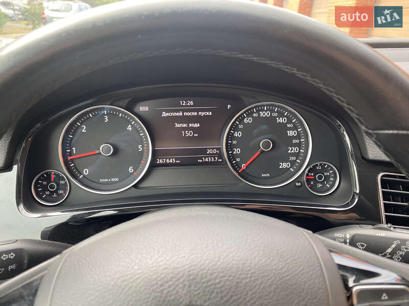 Внедорожник / Кроссовер Volkswagen Touareg 2012 в Киеве фото 14 Внедорожник / Кроссовер Volkswagen Touareg 2012 в Киеве