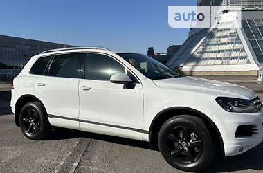 Позашляховик / Кросовер Volkswagen Touareg 2012 в Дніпрі