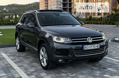 Внедорожник / Кроссовер Volkswagen Touareg 2014 в Мукачево