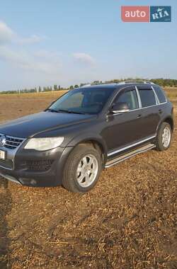 Внедорожник / Кроссовер Volkswagen Touareg 2008 в 