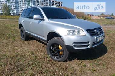 Внедорожник / Кроссовер Volkswagen Touareg 2002 в Чернигове