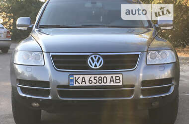 Позашляховик / Кросовер Volkswagen Touareg 2005 в Києві