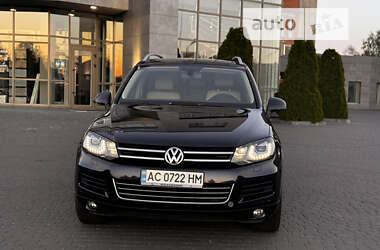 Позашляховик / Кросовер Volkswagen Touareg 2012 в Хмельницькому