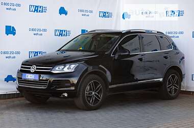 Позашляховик / Кросовер Volkswagen Touareg 2011 в Луцьку