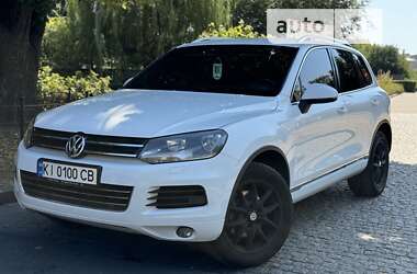 Позашляховик / Кросовер Volkswagen Touareg 2012 в Києві